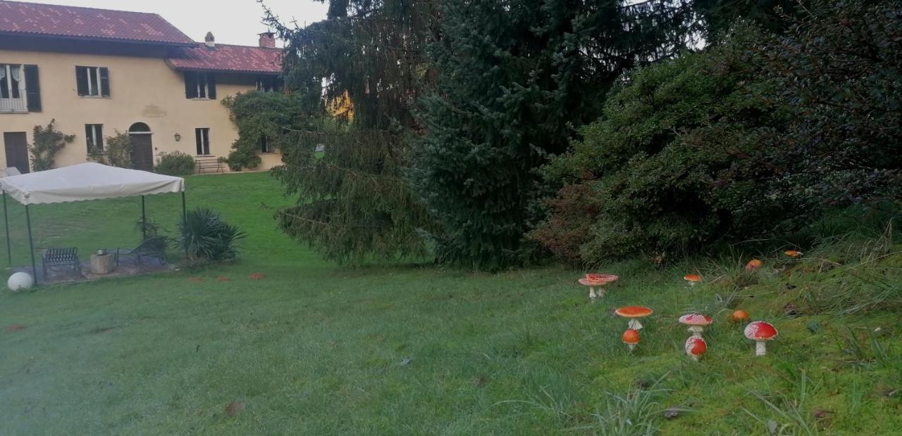 Antica Cascina Del Medico Hotel Muzzano Exterior foto